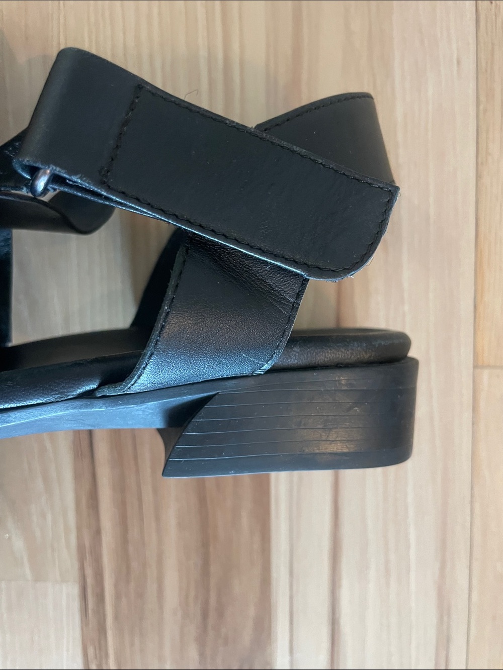 Munro Black Leather Strappy Sandals - Picture 2 of 4